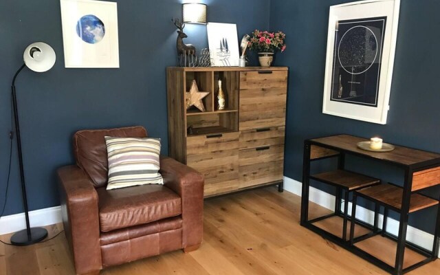 Lovely and Comfortable 1-bed Apartment in Bromley