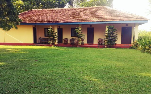 Nilaveli Crystal Blue Hotel