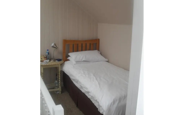 Albany Guest House