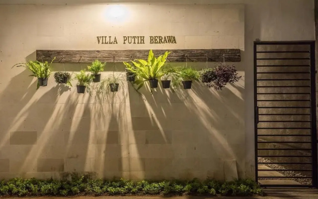 Villa Putih Berawa