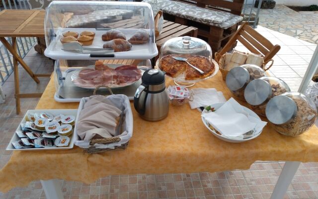 Xenios Torre Suda B&B