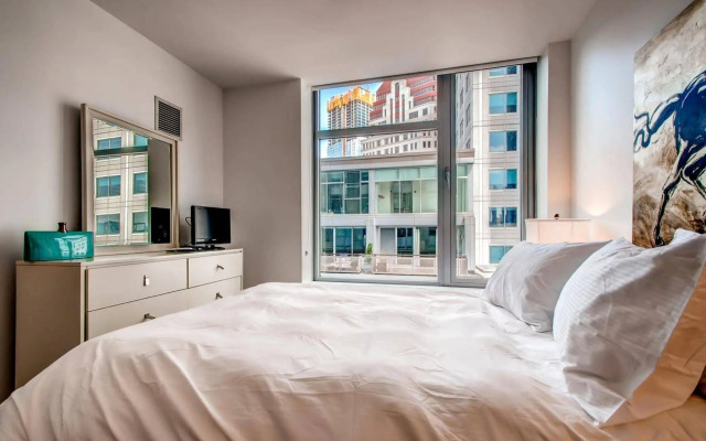 Global Luxury Suites at The Financial District