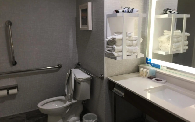 Hampton Inn Old Bridge