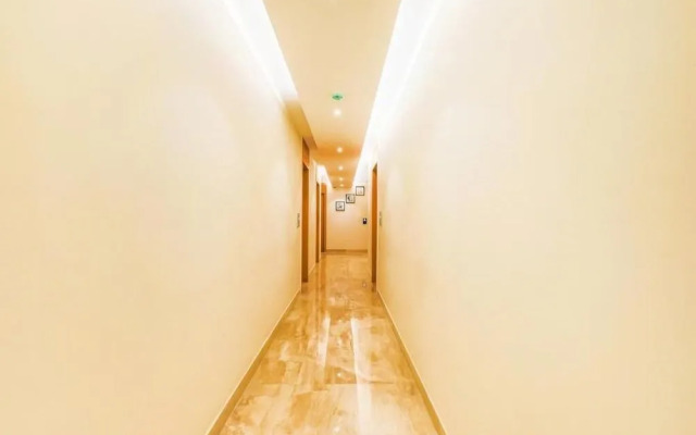 FabHotel Capitol Suites