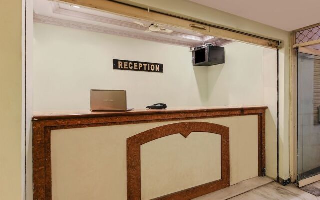 OYO 23191 Flagship Hotel Raj Madan Ameerpet