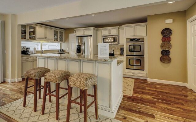 Water Oak 33 by RedAwning