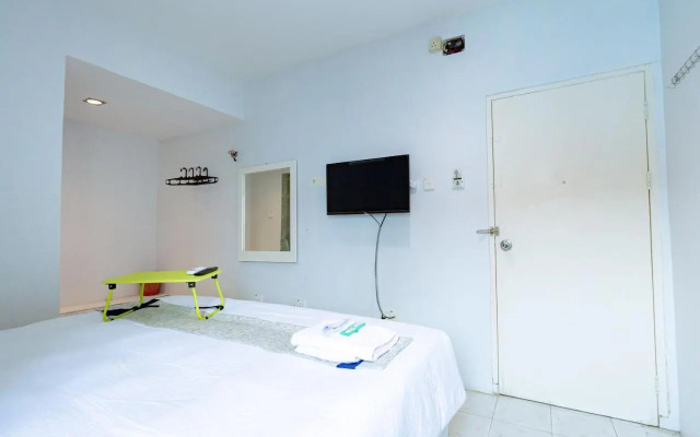 Urbanview Hotel Crystal Nagoya Batam by RedDoorz