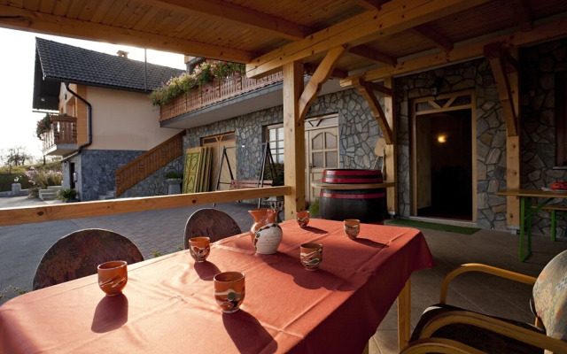 Tourist Farm Skrbina