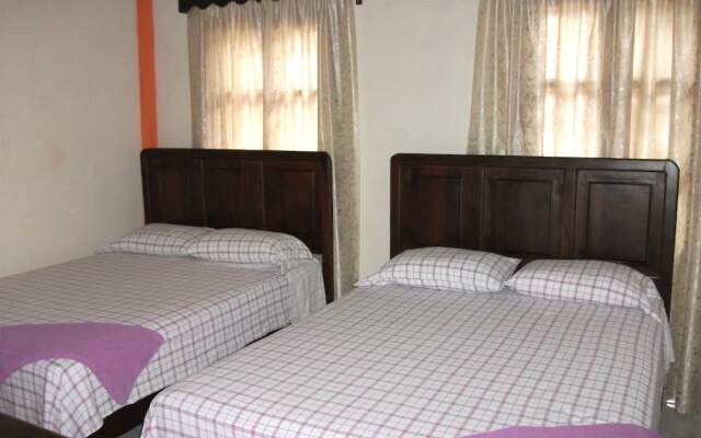 Hotel y Hostal Yaxkin Copan