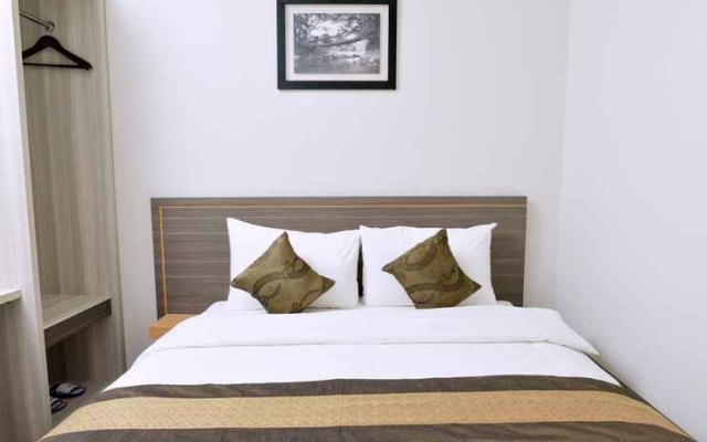 Daima Gardenstay – Guest Rooms – Padang