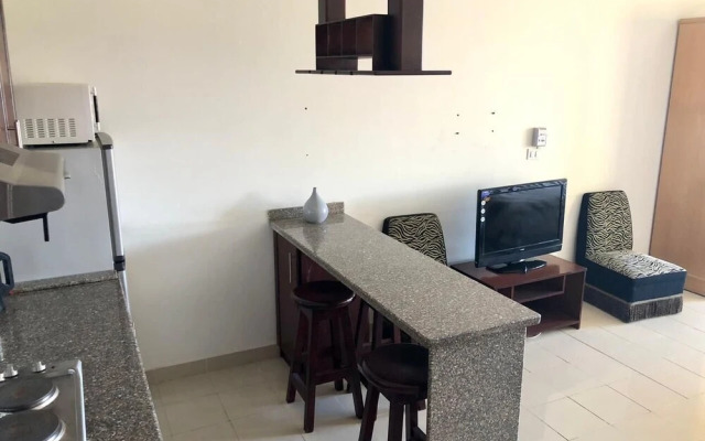 Stunning sea View Studio The View Waterside