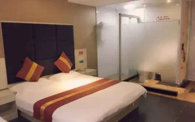 Wuzhou E-sports Hotel (Huinan Pedestrian Street)