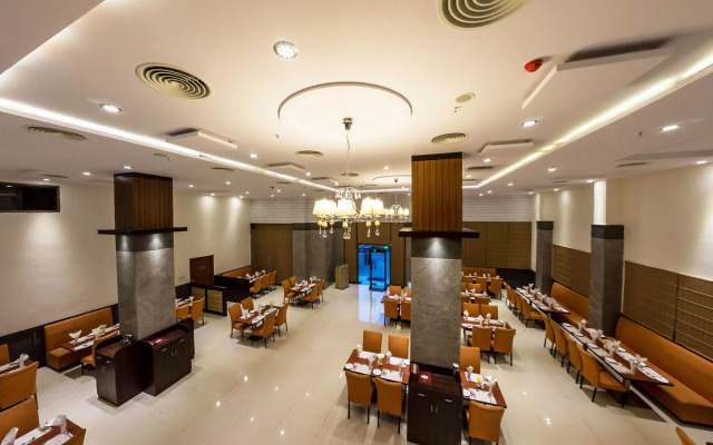 Hotel Saptagiri