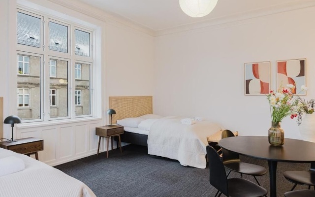 Nomad City Hotels