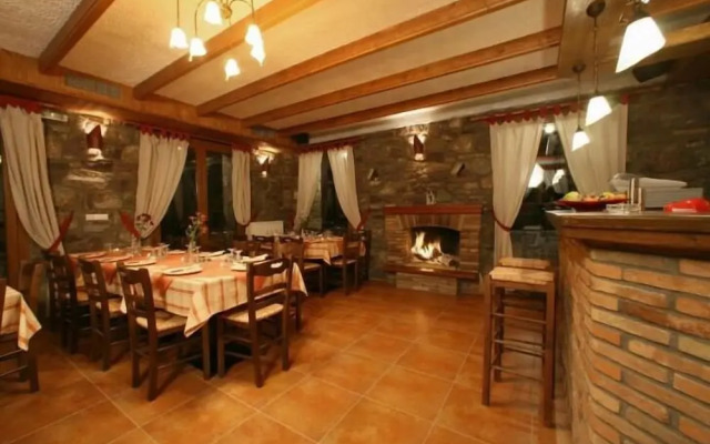 Faris Hotel