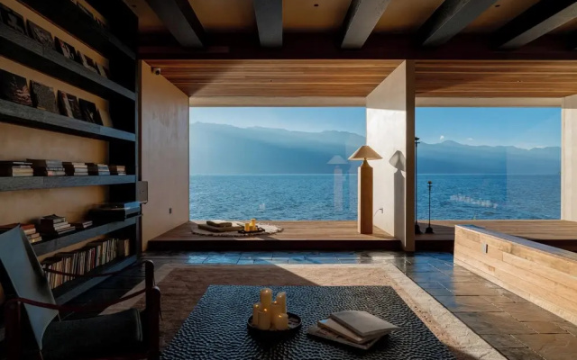 Dali Rushi Jiuxi Sea View Holiday Inn