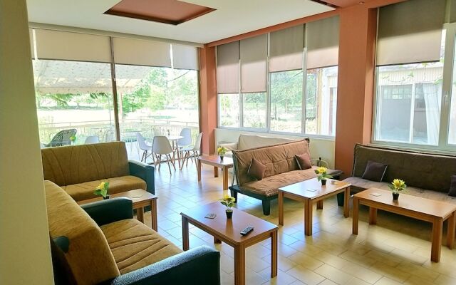 Astron Hotel
