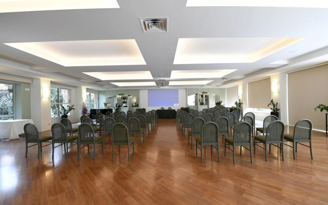 Brianteo Hotel And Restaurant