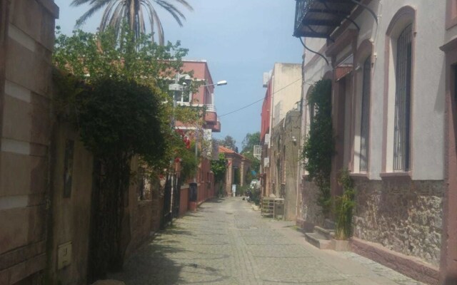 Ayvalik Sarnic