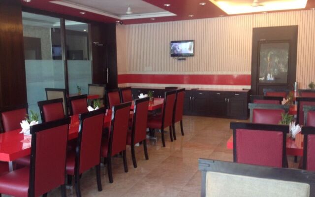 Clarks Inn Cytrus Noida