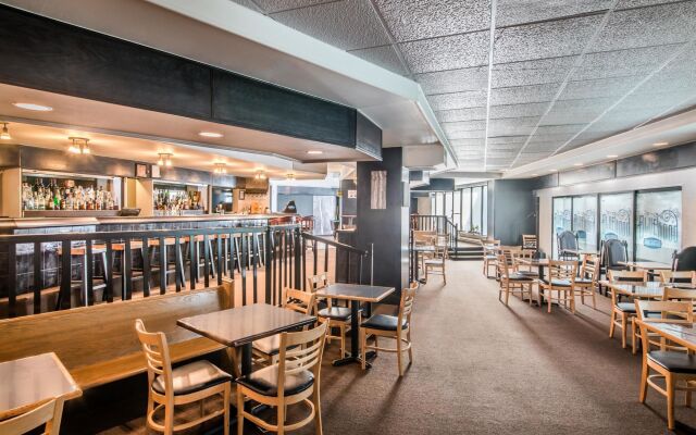 Howard Johnson Hotel Kitchener