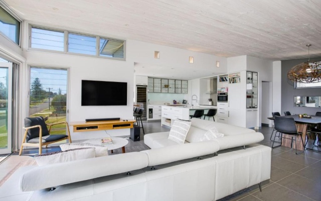 Yelo @ Culburra I Pet Friendly I 1 Min Walk to Beach – Guest Rooms – Culburra Beach