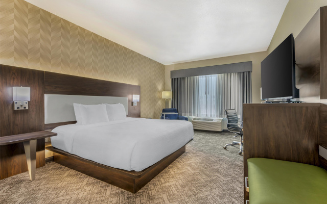 Best Western Plus Parkside Inn & Suites