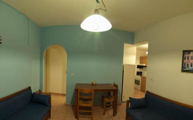 Epavlis Apartments