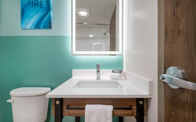 Wingate by Wyndham Geneva at SPIRE Academy