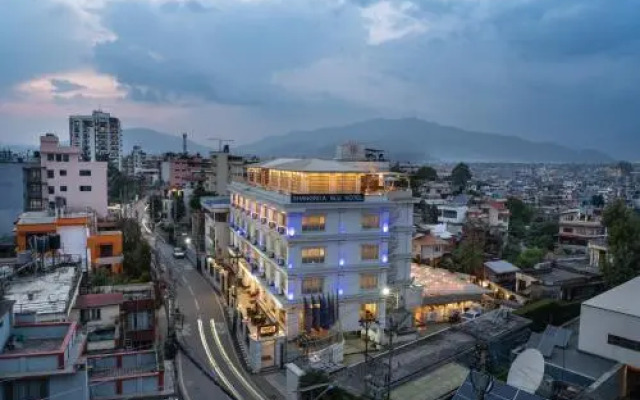 Shangrila Blu Hotel by OYO Rooms
