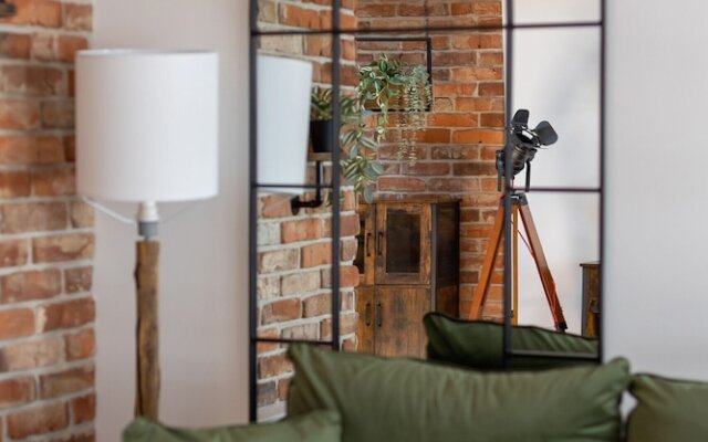Wawel Castle Studio Dietla by Renters
