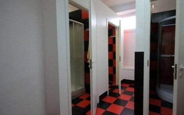 Другой Хостел