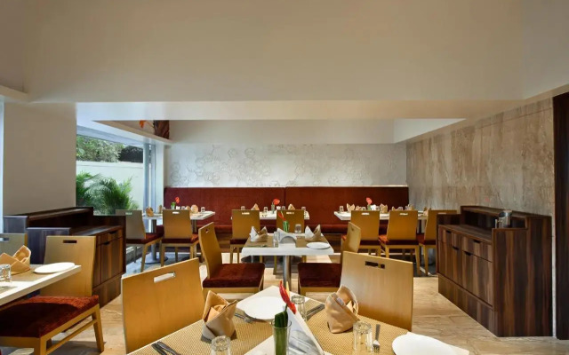 Hotel Leafio Marigold-Near Airport