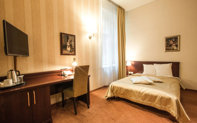 Monika Centrum Hotels