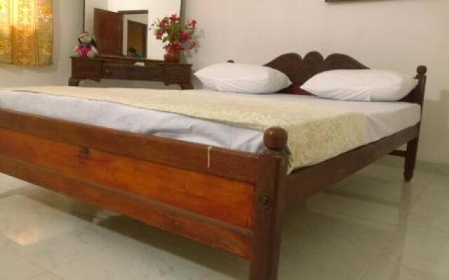 B & B Home Stay