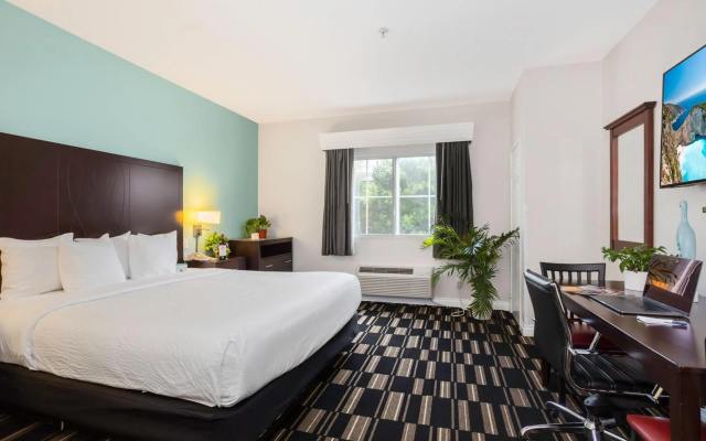 The Hotel Oceanside