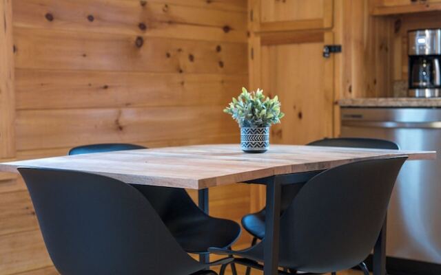 Red Feather Cabins 150