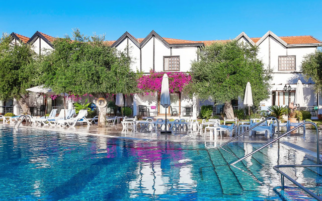 The Ship Inn Hotel and Villas