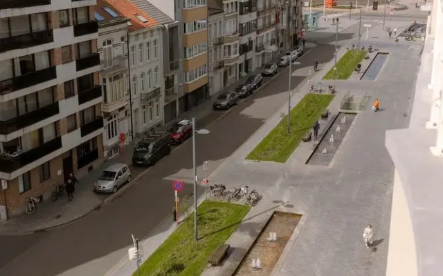 Trendy Apartment for 4 at 200m From the Coastline