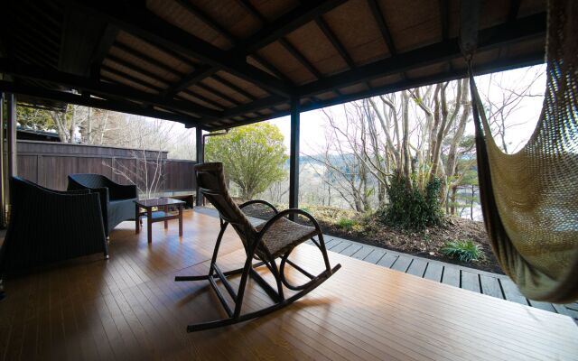 Shukubo Kawaseminoshou - The Kingfisher resort -