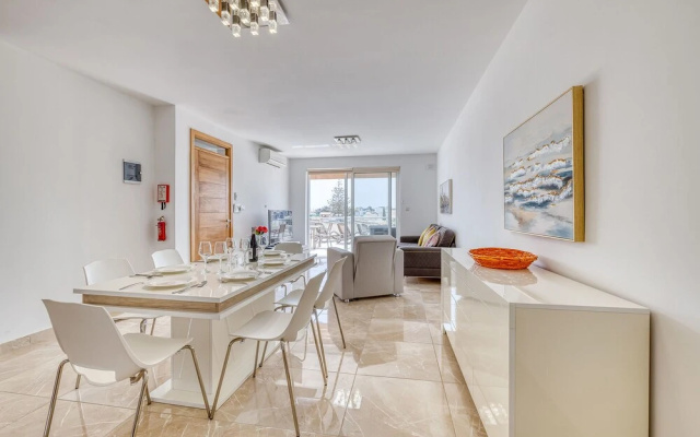 Marvellous 3BR Penthouse in Central St Julian's