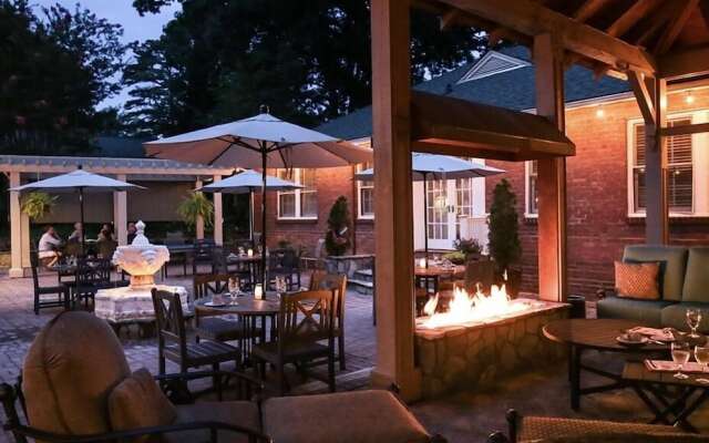 The Monte Vista Hotel