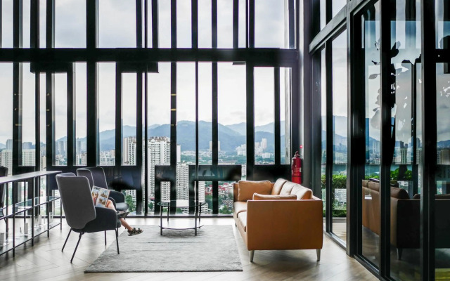 Violet@Beacon#7pax#2carpark#KomtarView