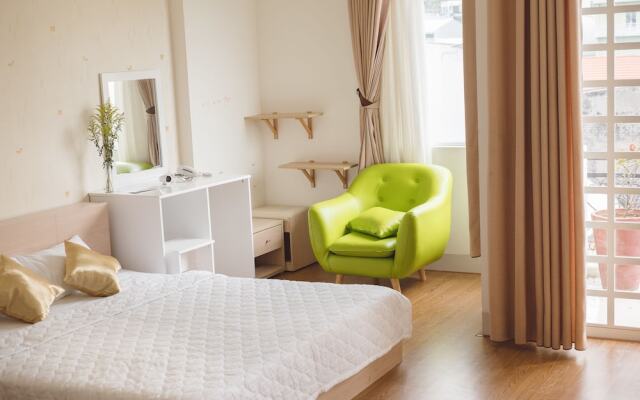 White Hotel - Hostel
