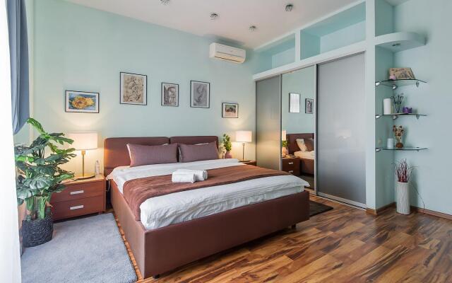 GMApartments (ДжиЭмАпартментс) на улице Старый Арбат 45/24