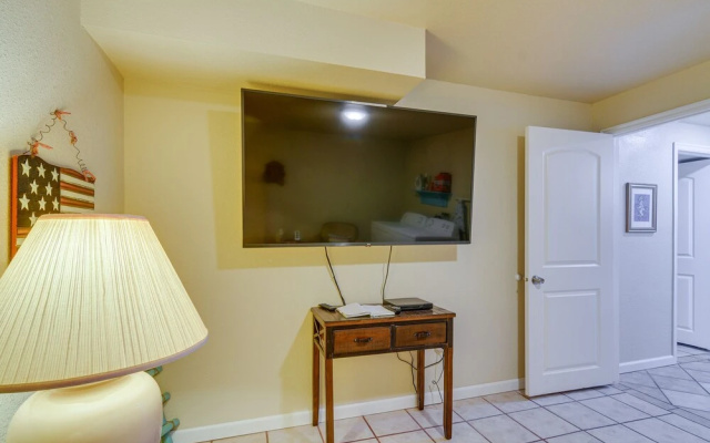 Pet-friendly Kanab Getaway w/ Patio & Grill!