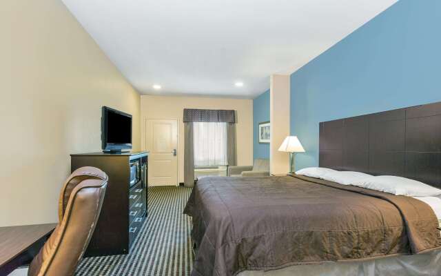 Super 8 by Wyndham Center