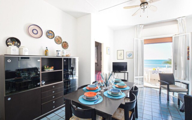 Stunning Home in Pozzallo With 3 Bedrooms and Wifi