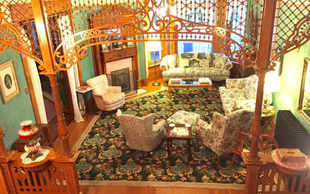 Ferris Mansion Bed and Breakfast
