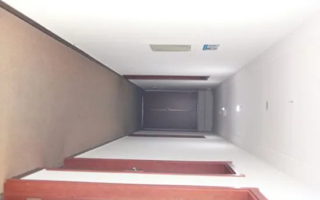 Jiamusi Number Nine Hotel (Railway Station Central Hospital)